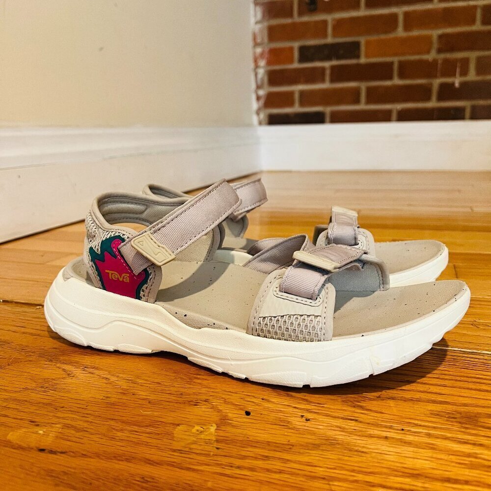 TEVA ZYMIC SANDAL GREY STRAPY HIKING WATER SPORT SHOE WOMENS US 11